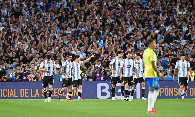 2025-03-26t001932z_1878975296_up1el3q00wi5k_rtrmadp_3_soccer-worldcup-arg-bra-report