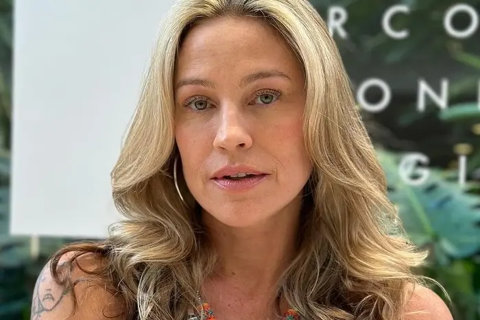 2e943056-727b-41e3-83cf-b5c805dfeadd