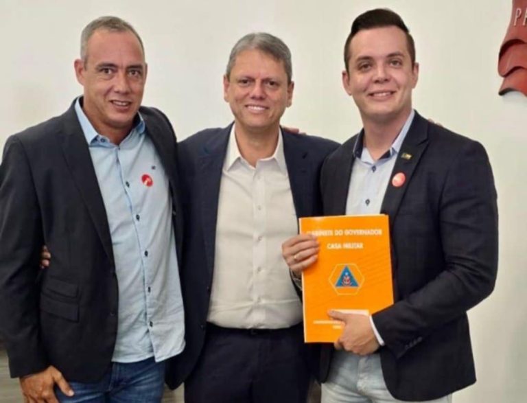 Messenger_creation_EB035FE9-E3D8-438C-AB19-6A7D79507C7A