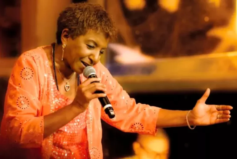 captura-de-tela-2018-06-23-as-23-19-44