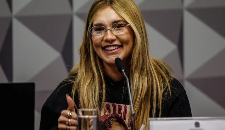 174715604268237c4a64f31_1747156042_3x2_rt-2048x1180