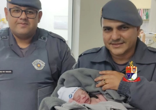 1525256805687e5dfc1ef69