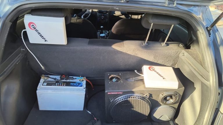 Policia-desativa-central-movel-do-‘golpe-do-sms-e-prende-motorista-na-zona-leste-de-SP-1024x576