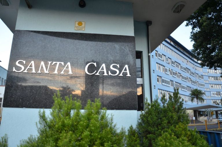 Santa-Casa-de-Aracatuba-suspende-cirurgias-eletivas-para-reserva-de-leitos-a-pacientes-de-influenza-e-covid