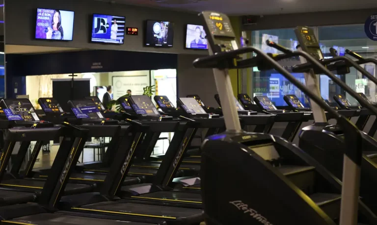 academia_jfcrz_abr_2101220207