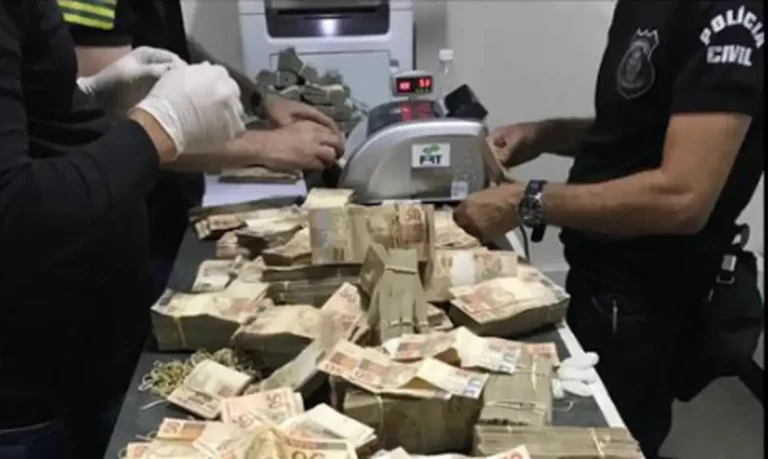 dinheiro_joao_de_deus