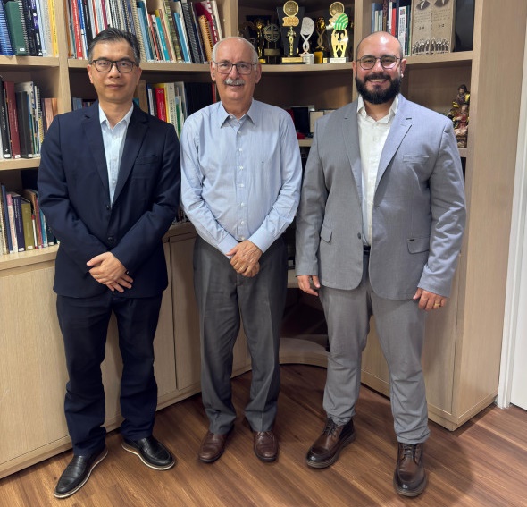 f2a98754e6c505f15cd106cb04e9072e___medialibrary_original_600_800