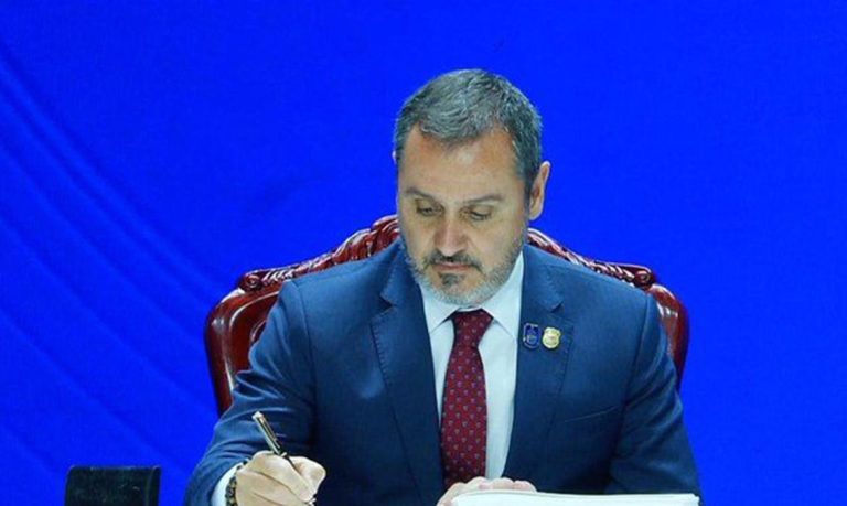 142d1426-cc2a-455d-9ee2-081a59b857df