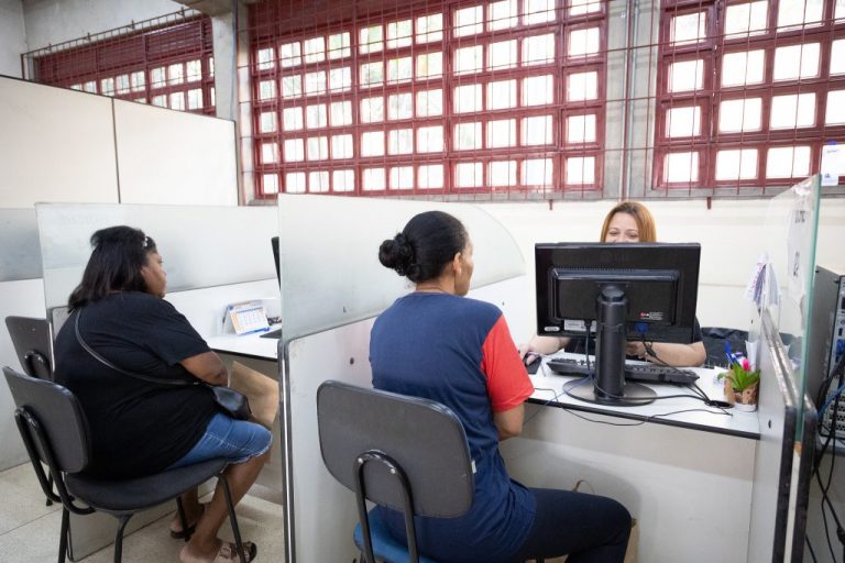 Assistencia-Social-beneficio-1024x683