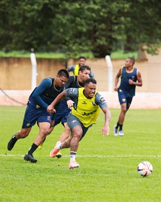 00000001831597545675405208827