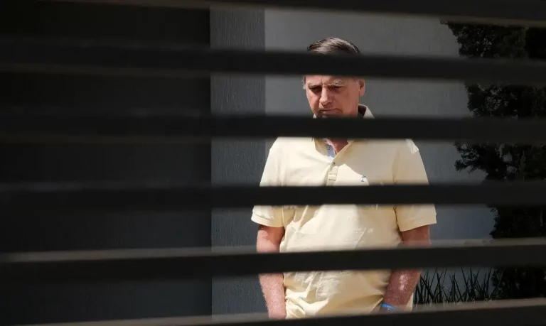 2025-09-03t181322z_1791967569_rc2gkgalcxwm_rtrmadp_3_brazil-bolsonaro-trial