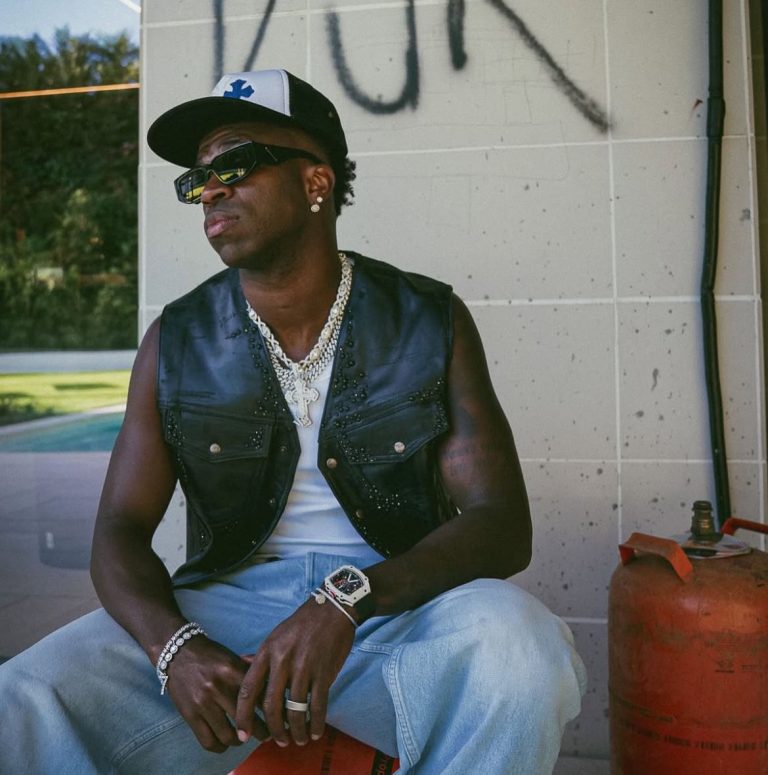 20251030183649DLBqWzTH9L