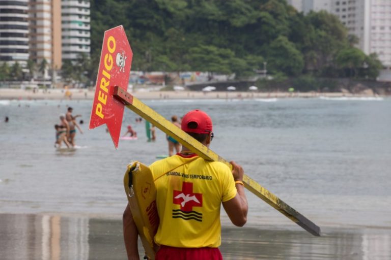 bombeiros-praia-segura-1024x682 (1)