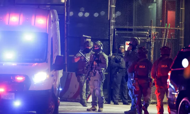 2026-01-03t223659z_137664830_rc2ytiagmymc_rtrmadp_3_usa-venezuela