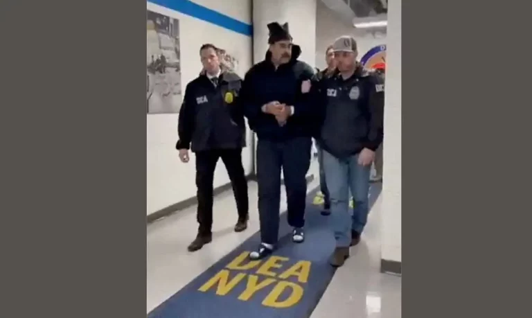 2026-01-04t035854z_1082465279_rc2utiasmf7a_rtrmadp_3_usa-venezuela