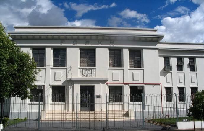 5194a6085392d82623fbf16a5363c425