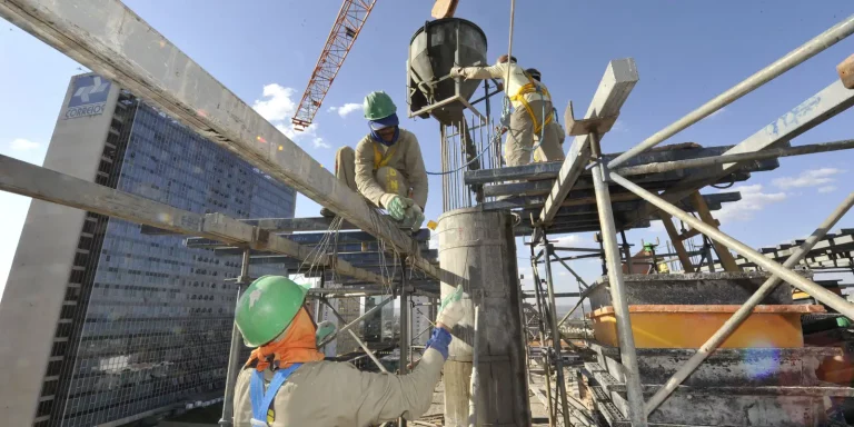 17344276879_f877ac0313_o